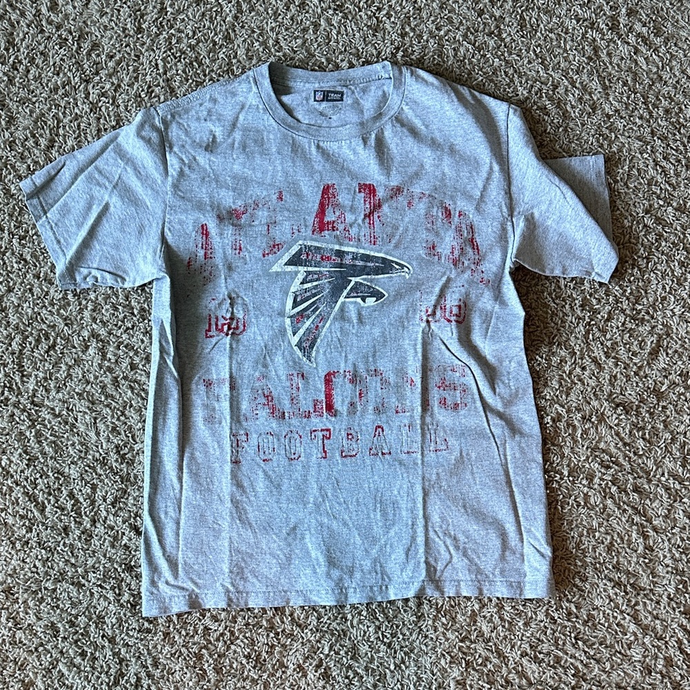 Atlanta Falcons Gray Graphic T-Shirt
